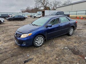 Toyota Corolla BASE 1.8L 4 2013