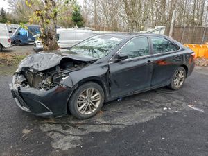 Toyota Camry LE 2.5L 4 2015