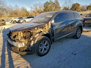 Toyota Highlander XLE 3.5L 6 2015