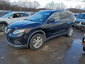 Nissan Rogue S 2.5L 4 2015