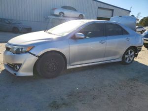Toyota Camry BASE 2.5L 4 2012