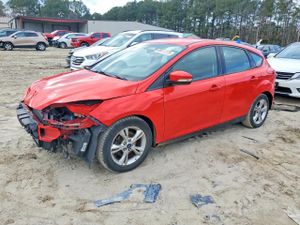 Ford Focus SE 2.0L 4 2013