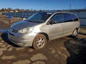 Toyota Sienna XLE 3.3L 6 2005