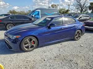 Alfa Romeo Giulia 2.0L 4 2017
