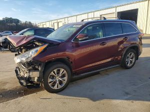 Toyota Highlander XLE 3.5L 6 2015