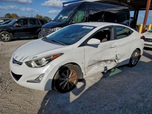 Hyundai Elantra SE 1.8L 4 2015