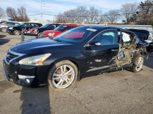 Nissan Altima 3.5S 3.5L 6 2015