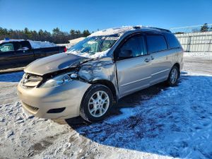 Toyota Sienna CE 3.3L 6 2006