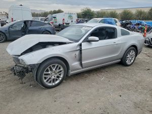 Ford Mustang 3.7L 6 2014