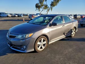 Toyota Camry L 2.5L 4 2013