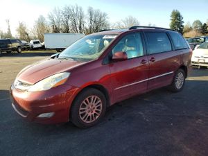 Toyota Sienna XLE 3.5L 6 2010