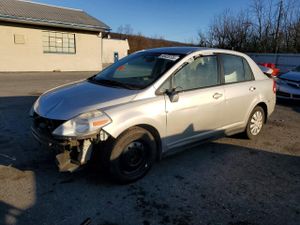 Nissan Versa S 1.8L 4 2010