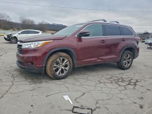 Toyota Highlander XLE 3.5L 6 2015