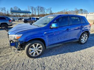 Mitsubishi Outlander ES 2.0L 4 2015