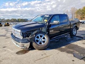RAM 1500 LARAMIE 5.7L 8 2014