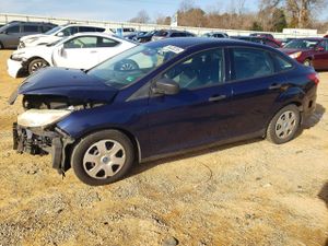 Ford Focus S 2.0L 4 2012