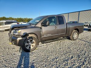 Nissan Titan XE 5.6L 8 2007