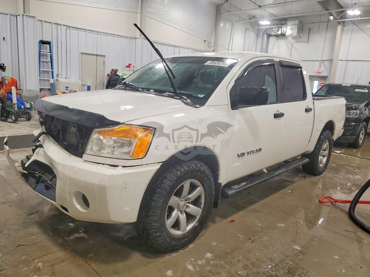Nissan Titan S 5.6L 8 2012