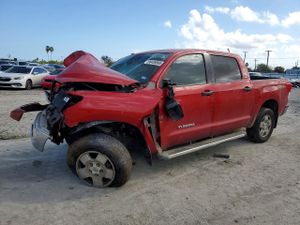 Toyota Tundra CREWMAX SR5 4.6L 8 2011