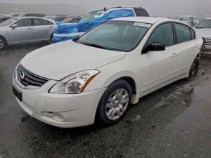 Nissan Altima BASE 2.5L 4 2012