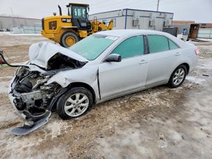 Toyota Camry BASE 2.5L 4 2010