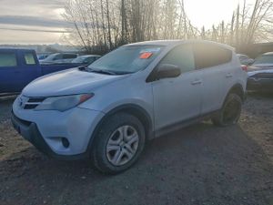 Toyota Rav4 LE 2.5L 4 2015