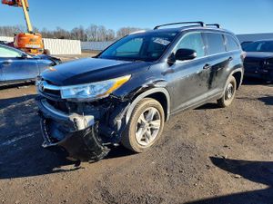 Toyota Highlander LIMITED 3.5L 6 2014