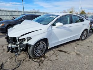 Ford Fusion TITANIUM 2.0L 4 2015