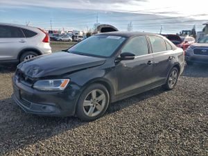 Volkswagen Jetta TDI 2.0L 4 2012