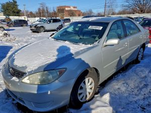 Toyota Camry LE 2.4L 4 2005