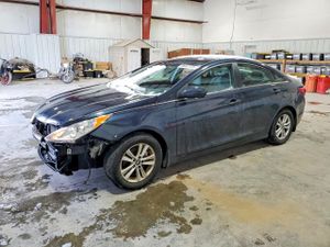 Hyundai Sonata GLS 2.4L 4 2013