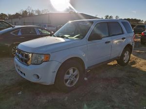 Ford Escape XLS 2.5L 4 2010