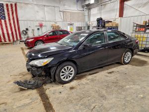 Toyota Camry LE 2.5L 4 2015