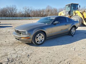 Ford Mustang GT 4.6L 8 2005