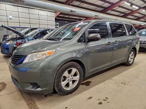 Toyota Sienna 3.5L 6 2013