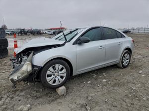 Chevrolet Cruze LS 1.8L 4 2012