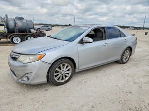 Toyota Camry SE 3.5L 6 2012