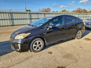Toyota Prius 1.8L 4 2012