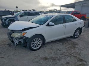 Toyota Camry SE 3.5L 6 2014