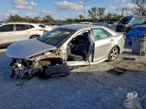 Toyota Camry L 2.5L 4 2014