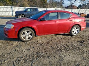 Dodge Avenger SE 2.4L 4 2013