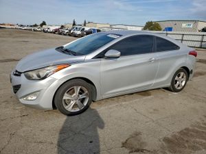 Hyundai Elantra GS 1.8L 4 2013