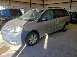 Toyota Sienna CE 3.3L 6 2005