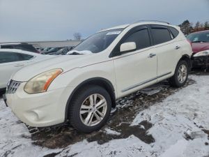 Nissan Rogue S 2.5L 4 2012