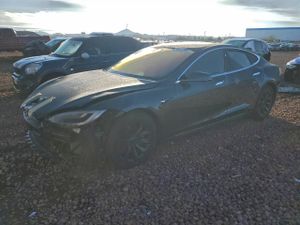 Tesla Model S 2017