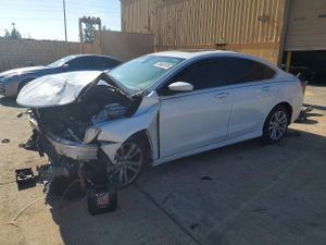 Chrysler 200 LIMITED 2.4L 4 2015