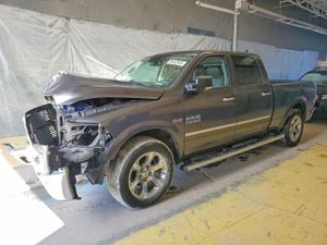 RAM 1500 LARAMIE 5.7L 8 2015