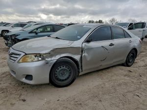 Toyota Camry BASE 2.5L 4 2010