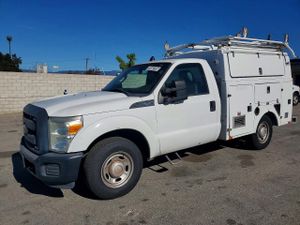 Ford F-350 6.2L 8 2013