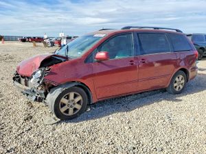 Toyota Sienna XLE 3.5L 6 2010